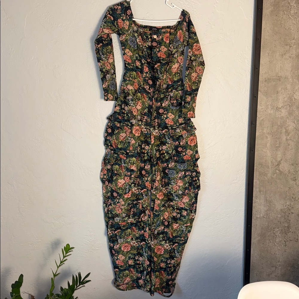 Shop Akira Coolest in the room Tapestry Jumpsuit - Picture 10 of 12